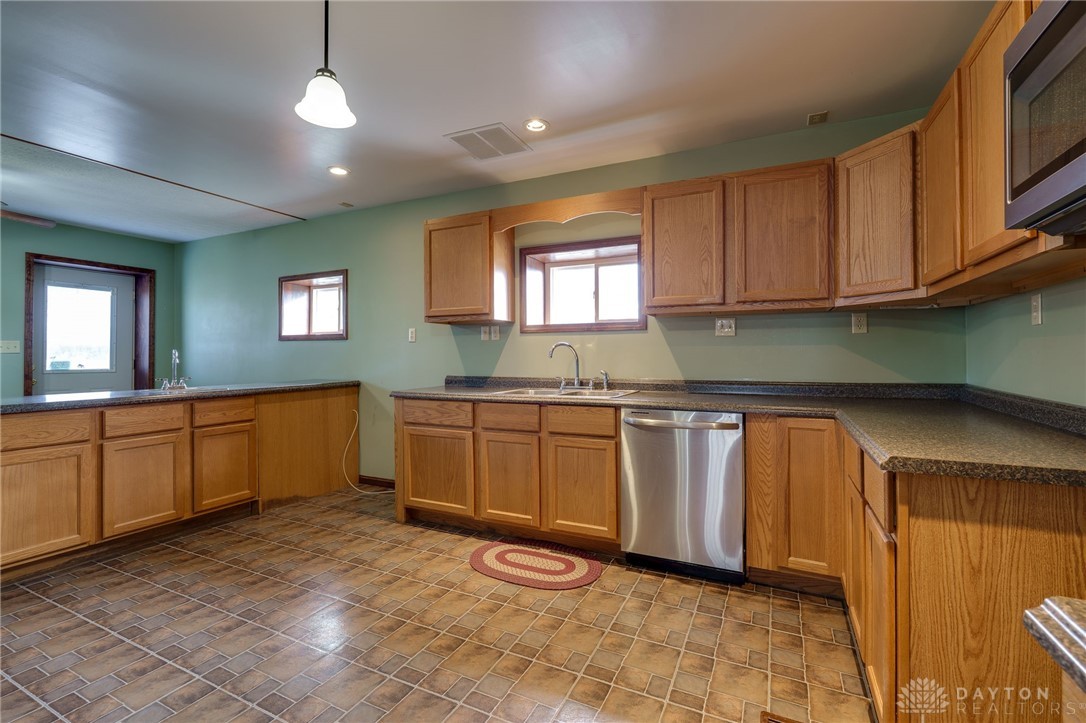 3680 Us 50, Hillsboro, Ohio image 9