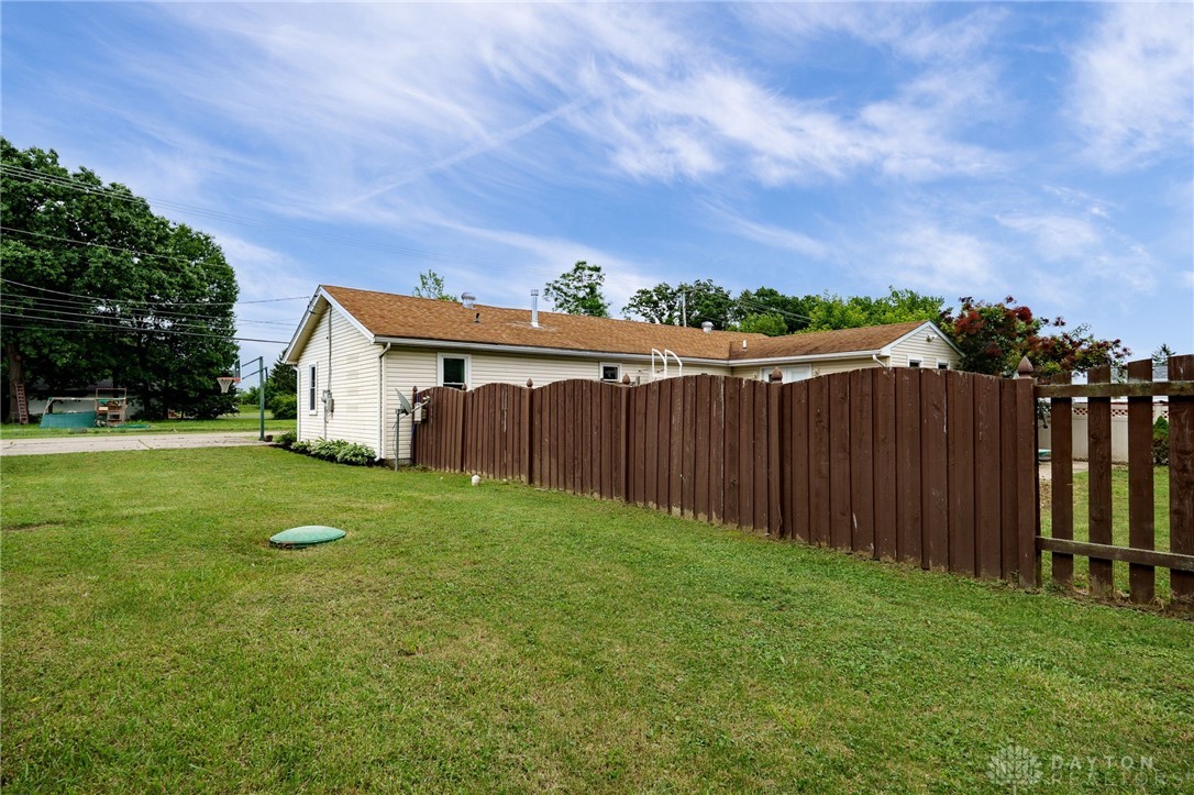 9321 Bruce Drive, Franklin, Ohio image 38