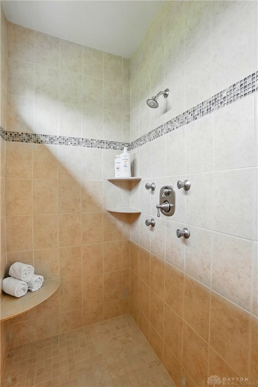 7250 Beaver Brook Drive, Springboro, Ohio image 28