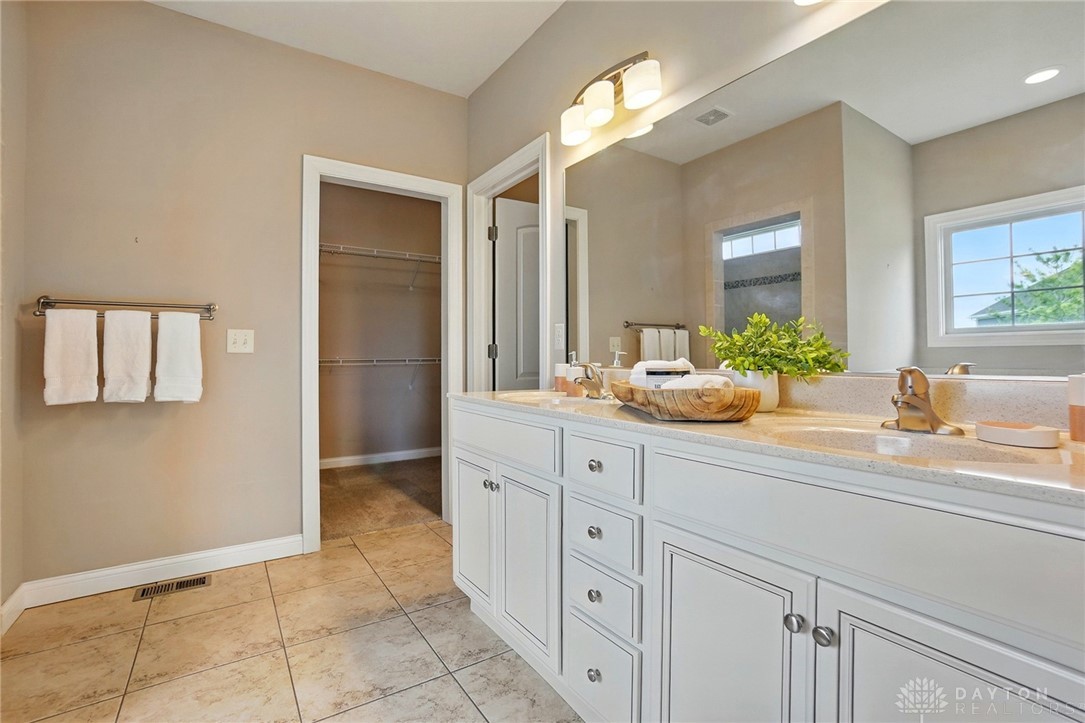 7250 Beaver Brook Drive, Springboro, Ohio image 24