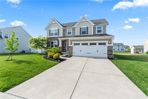 Homes For Sale - 1148 Red Maple Drive<br/> Troy, OH 45373