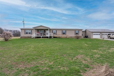 Photo of 1926 Fairview Rd, Peebles, OH 45660 (MLS # 956684)