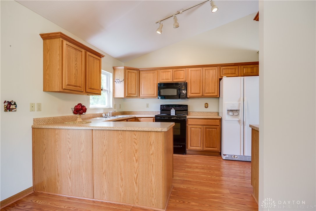 600 Fenview Drive, New Carlisle, Ohio image 12