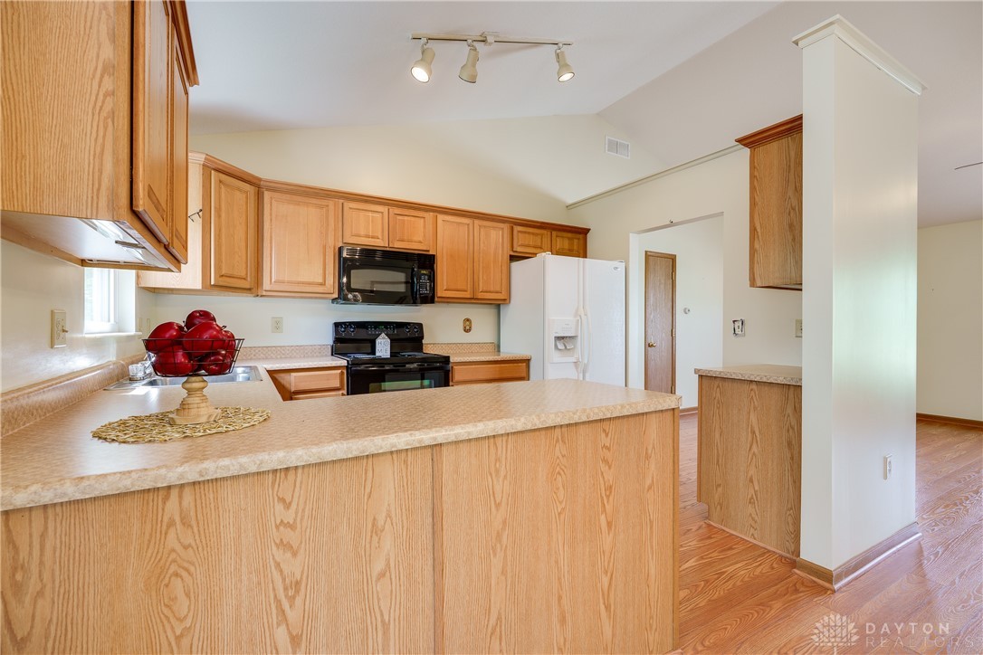 600 Fenview Drive, New Carlisle, Ohio image 13