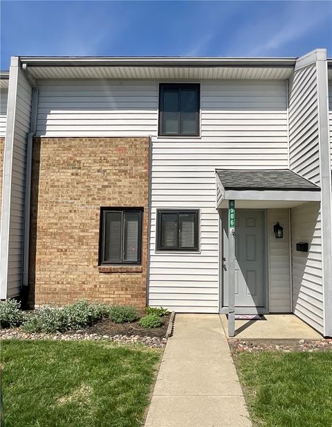 Photo of 6506 Quintessa Court, Miamisburg, OH 45449 (MLS # 956882)