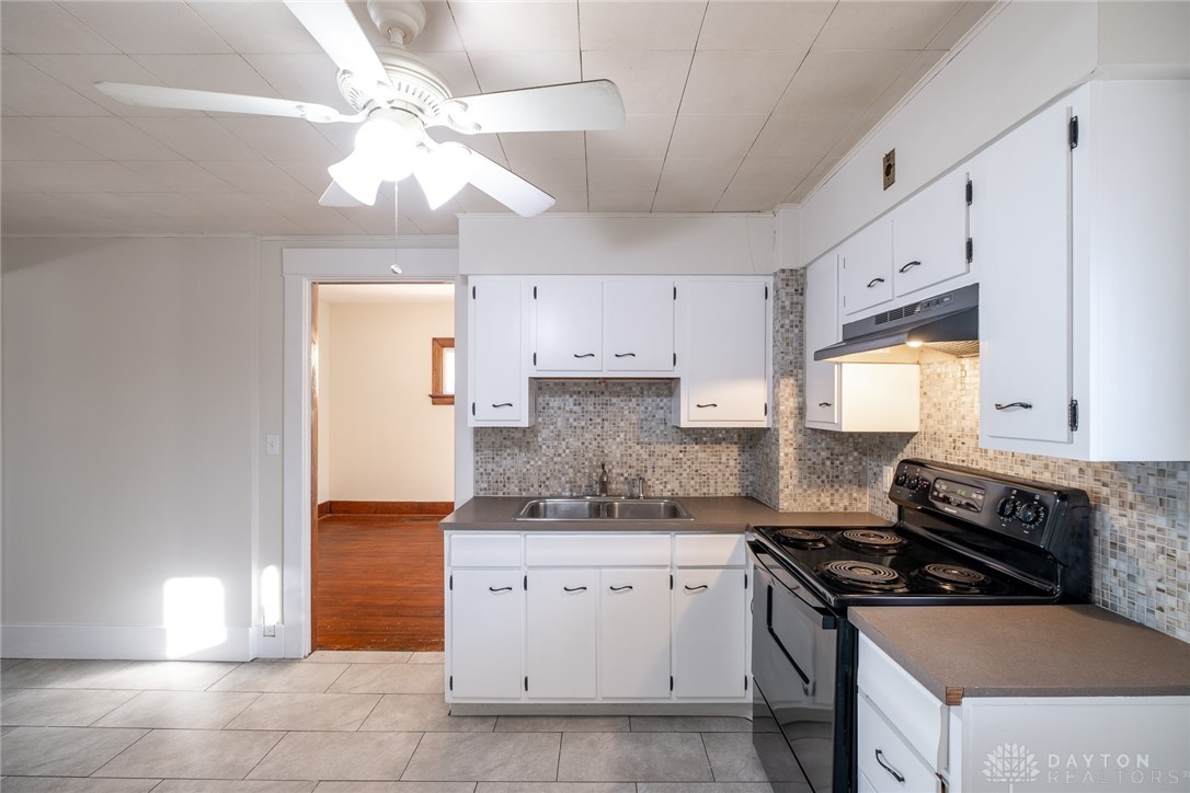 Dayton, Ohio 45420, United States, 3 Bedrooms Bedrooms, ,2 BathroomsBathrooms,Residential,Pending,11673