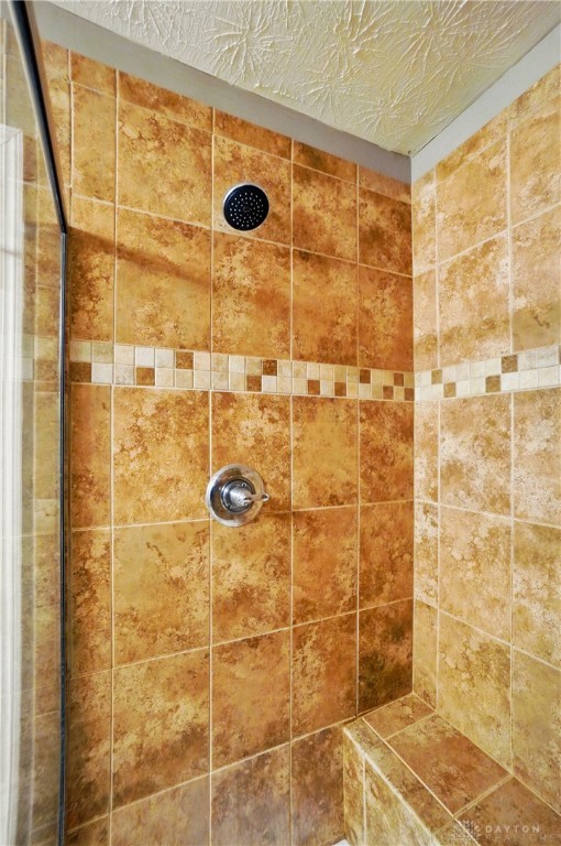 1419 Golden Eagle Drive, Troy, Ohio image 34