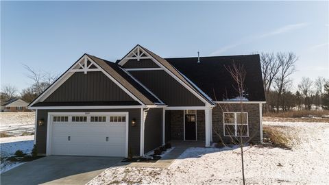 Photo of 1509 Kingsgate Road, Springfield, OH 45502 (MLS # 950840)