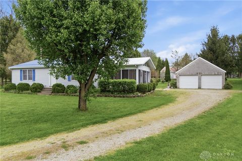 Photo of 3170 N Us Highway 68, Wilmington, OH 45177 (MLS # 956927)