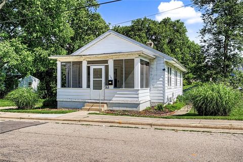 Photo of 286 Washington Street, Xenia, OH 45385 (MLS # 960501)