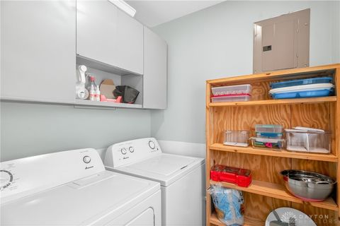 Tiny photo for 901 Holly Street, St Marys, OH 45885 (MLS # 946076)