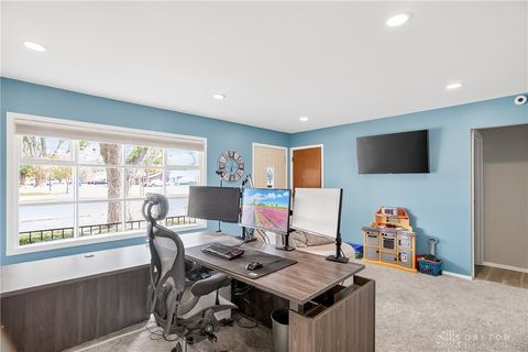 Tiny photo for 901 Holly Street, St Marys, OH 45885 (MLS # 946076)
