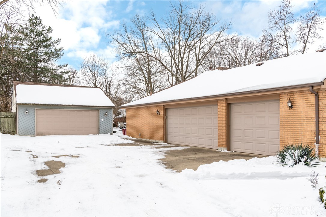 1228 Hidden Oaks Drive, Dayton, Ohio image 36