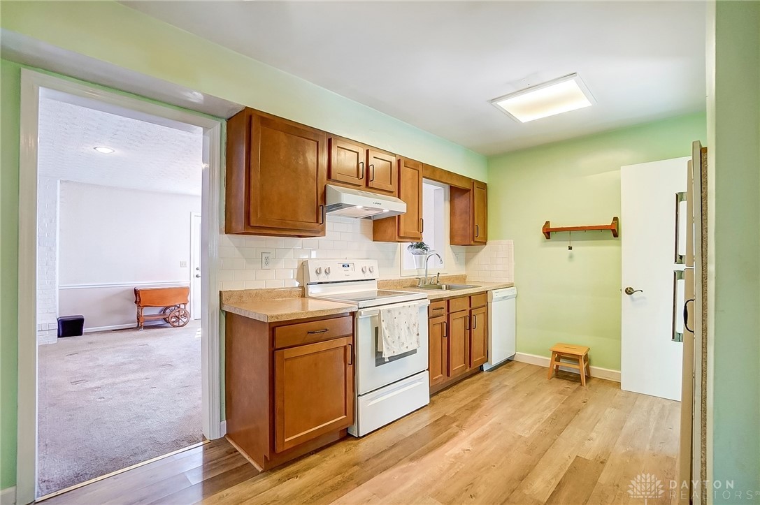 1319 Sunset Drive, Hamilton, Ohio image 5