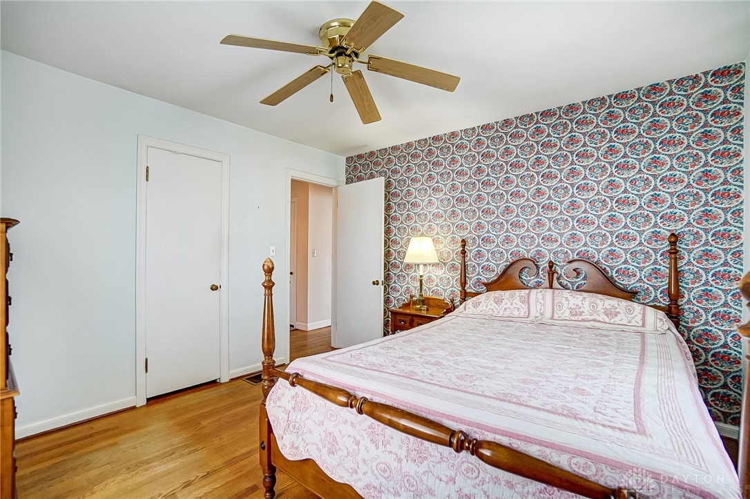 1319 Sunset Drive, Hamilton, Ohio image 23