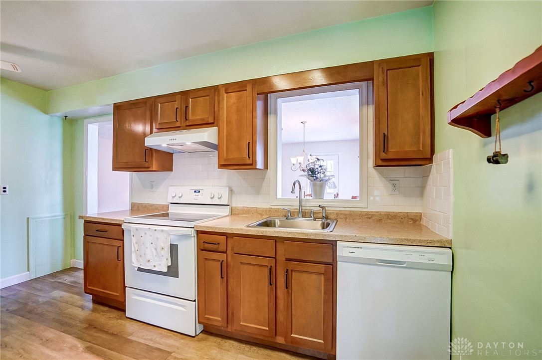 1319 Sunset Drive, Hamilton, Ohio image 15