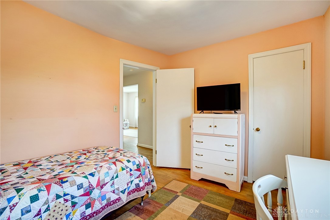 1319 Sunset Drive, Hamilton, Ohio image 27