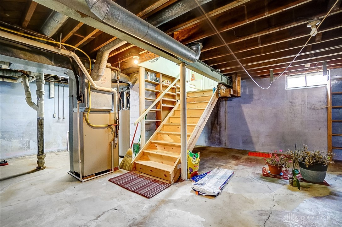 1319 Sunset Drive, Hamilton, Ohio image 37