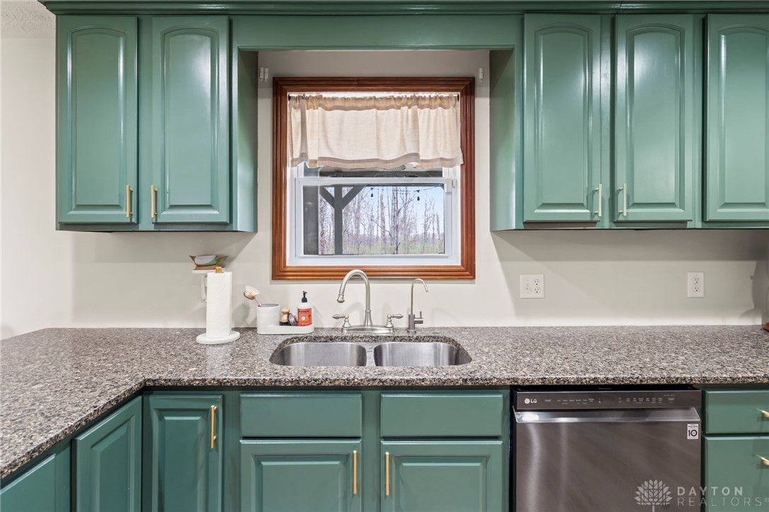 5183 S Rangeline Road, West Milton, Ohio image 17