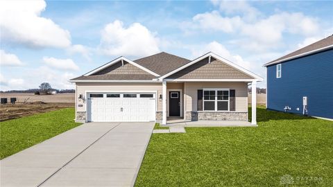 Photo of 2912 Hoying Drive, Troy, OH 45373 (MLS # 949121)