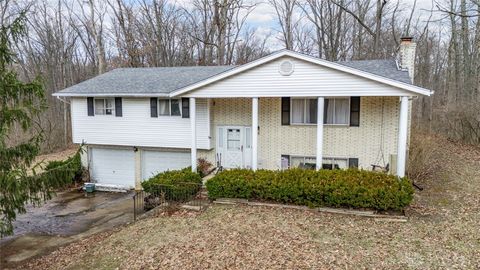 Photo of 4787 Crains Run Road, Miamisburg, OH 45342 (MLS # 952996)