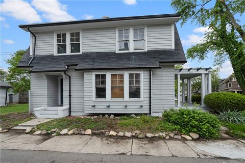 Photo of 101 E Hudson Avenue, Dayton, OH 45405 (MLS # 958377)