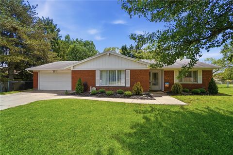 Photo of 2516 E Whipp Road, Kettering, OH 45440 (MLS # 957537)