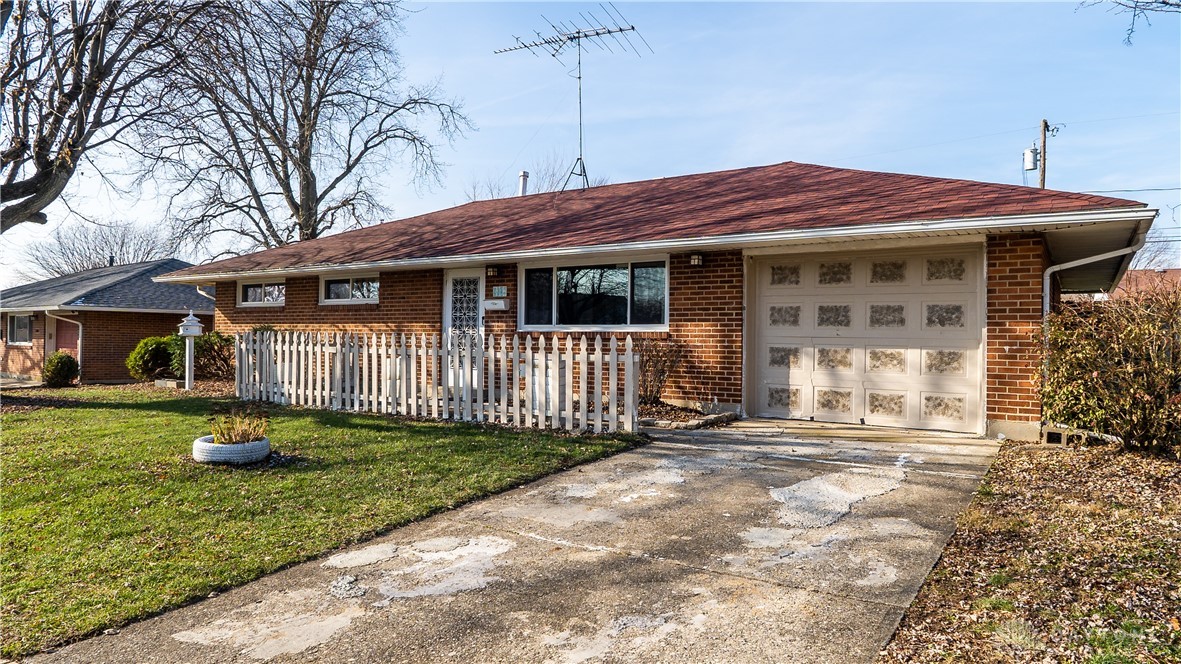 5601 Leibold Drive, Dayton, Ohio image 2