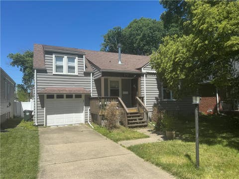 Homes For Sale - 2721 Oakley Avenue<br/> Montgomery County, Dayton, OH 45419
