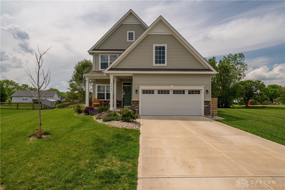 7901 Timberview Court, Franklin, Ohio image 1