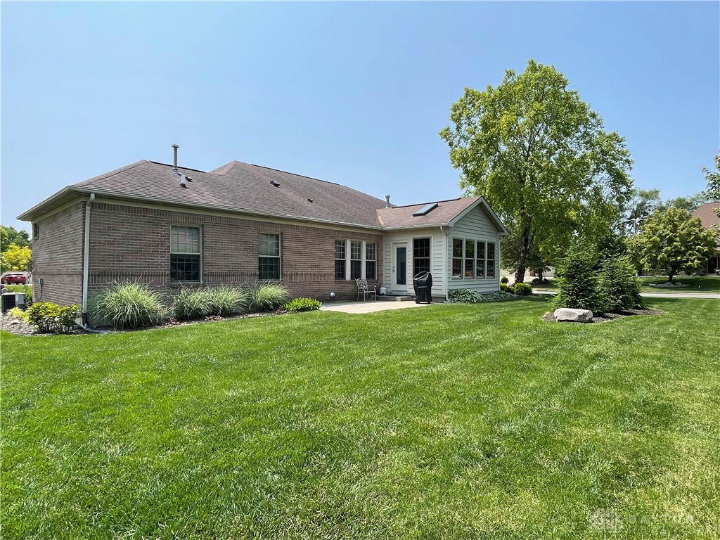 818 Rosecrest Road, Tipp City, Ohio image 5