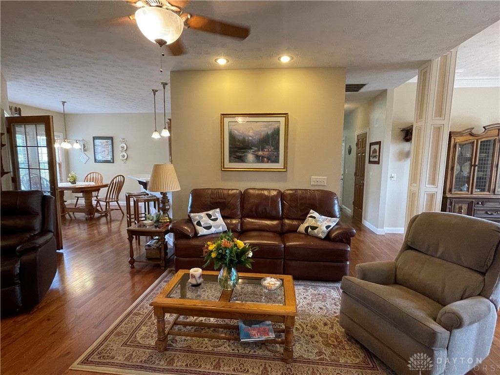 818 Rosecrest Road, Tipp City, Ohio image 12