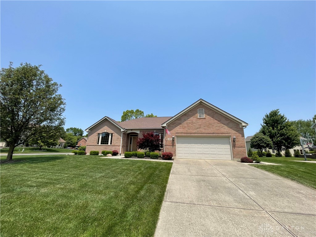 818 Rosecrest Road, Tipp City, Ohio image 3