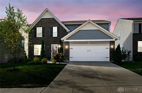 Photo of 163 Oasis Court, Springboro, OH 45066 (MLS # 944866)