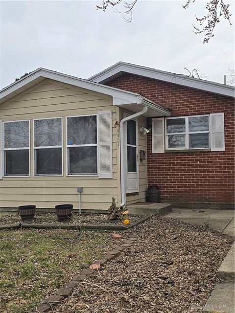 Photo of 4404 Woodcliffe Avenue, Dayton, OH 45420 (MLS # 953153)