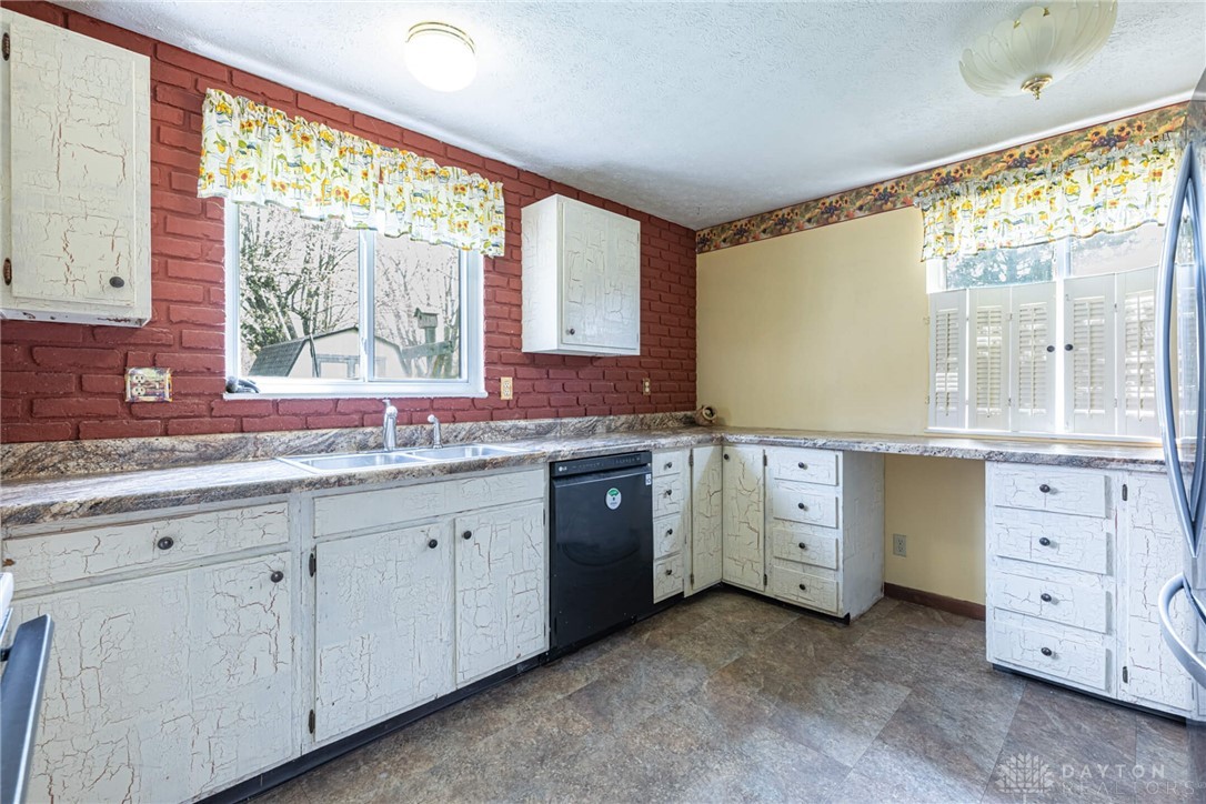 5154 Saum Street, Fairborn, Ohio image 6