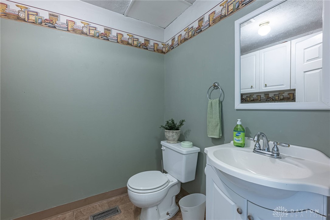 5154 Saum Street, Fairborn, Ohio image 5