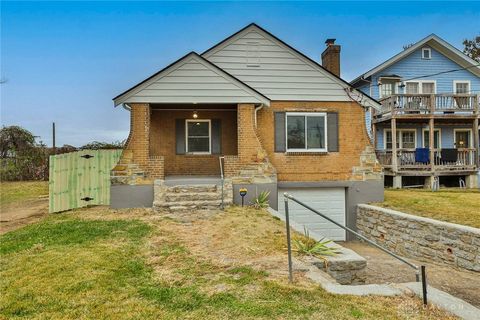 Photo of 1572 Yarmouth Avenue, Cincinnati, OH 45237 (MLS # 947809)