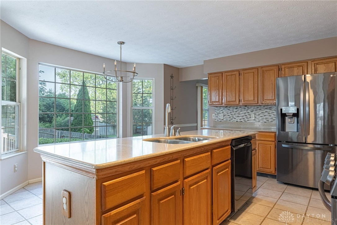 626 Cassel Creek Drive, Vandalia, Ohio image 10