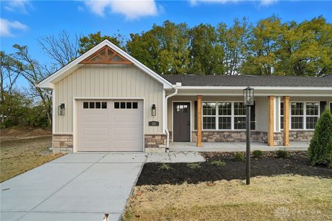 Photo of 25 Timber Creek Drive, Carlisle, OH 45005 (MLS # 940623)