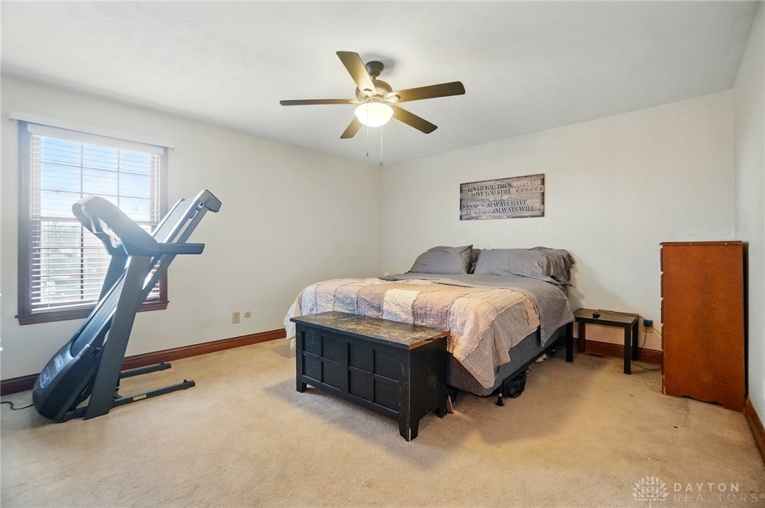 2449 S Old Oaks Drive, Beavercreek, Ohio image 34