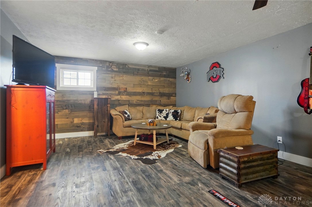 2449 S Old Oaks Drive, Beavercreek, Ohio image 48