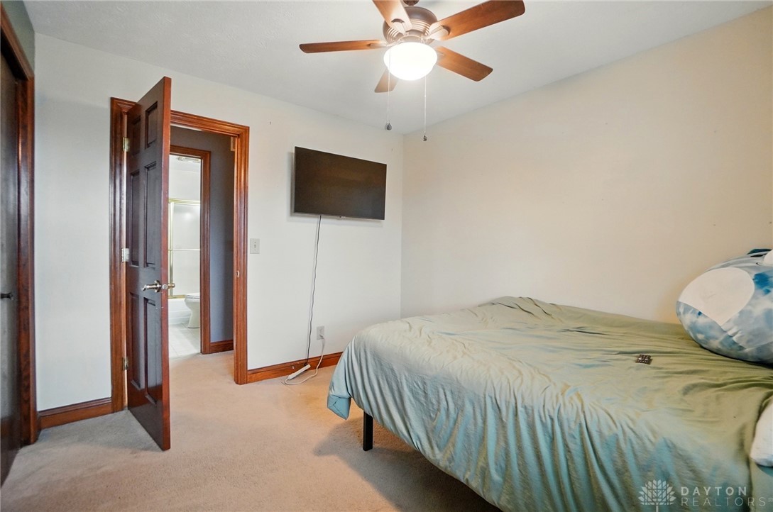 2449 S Old Oaks Drive, Beavercreek, Ohio image 40