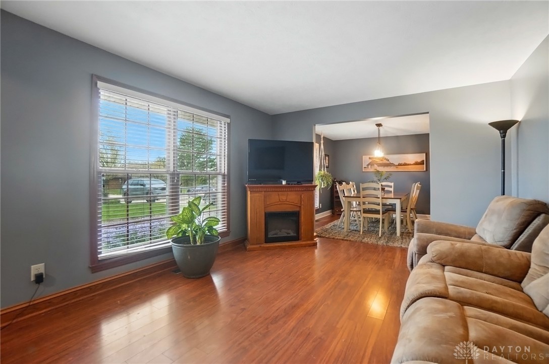 2449 S Old Oaks Drive, Beavercreek, Ohio image 32