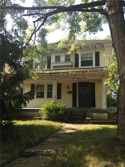 Homes For Sale - 104 E Beechwood Avenue<br/> Dayton, OH 45405