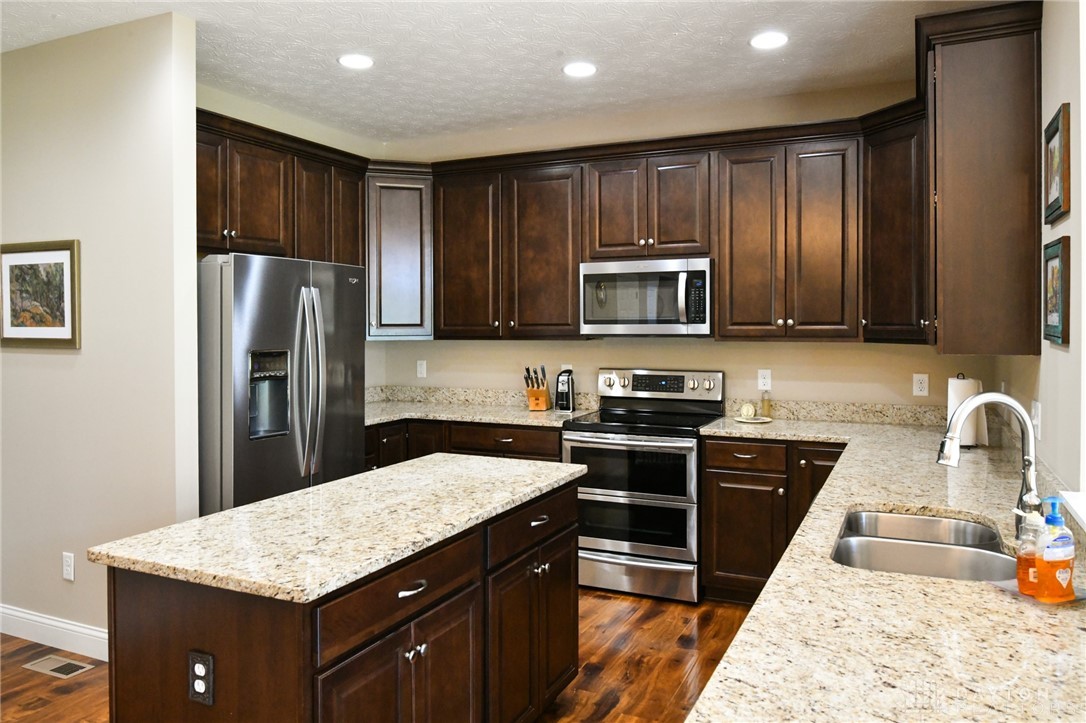 Dayton, Ohio 45458, United States, 4 Bedrooms Bedrooms, ,3 BathroomsBathrooms,Residential,Active,158251