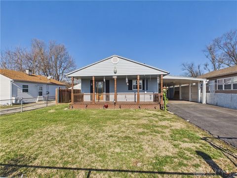 Photo of 2013 Drill Avenue, Dayton, OH 45414 (MLS # 950989)