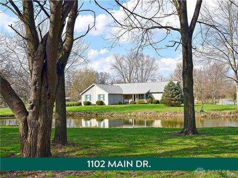 Photo of 1102 Main Drive, Greenville, OH 45331 (MLS # 951997)