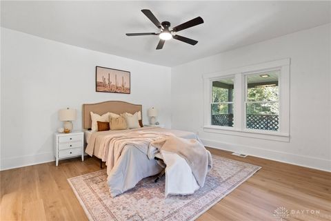 Tiny photo for 805 E Linden Avenue, Miamisburg, OH 45342 (MLS # 945368)