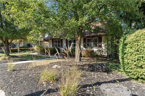 Tiny photo for 805 E Linden Avenue, Miamisburg, OH 45342 (MLS # 945368)
